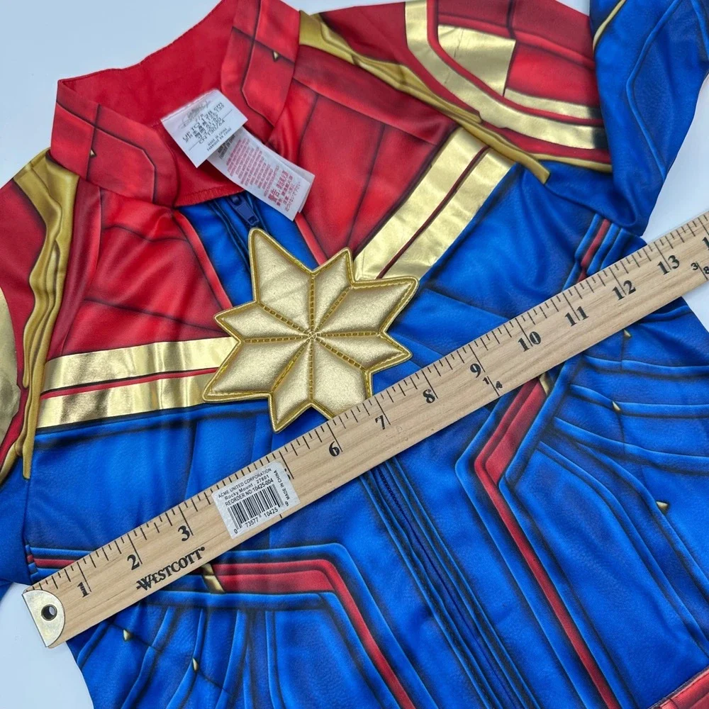 Disney Store Captain Marvel Costume Jacket with Gauntlets Kids Size 7/8 NWT Red - Picture 8 of 13